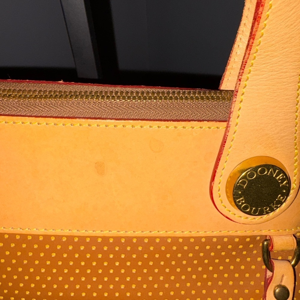 Dooney & Bourke Vintage East West Shoulder bag - Picture 4 of 12